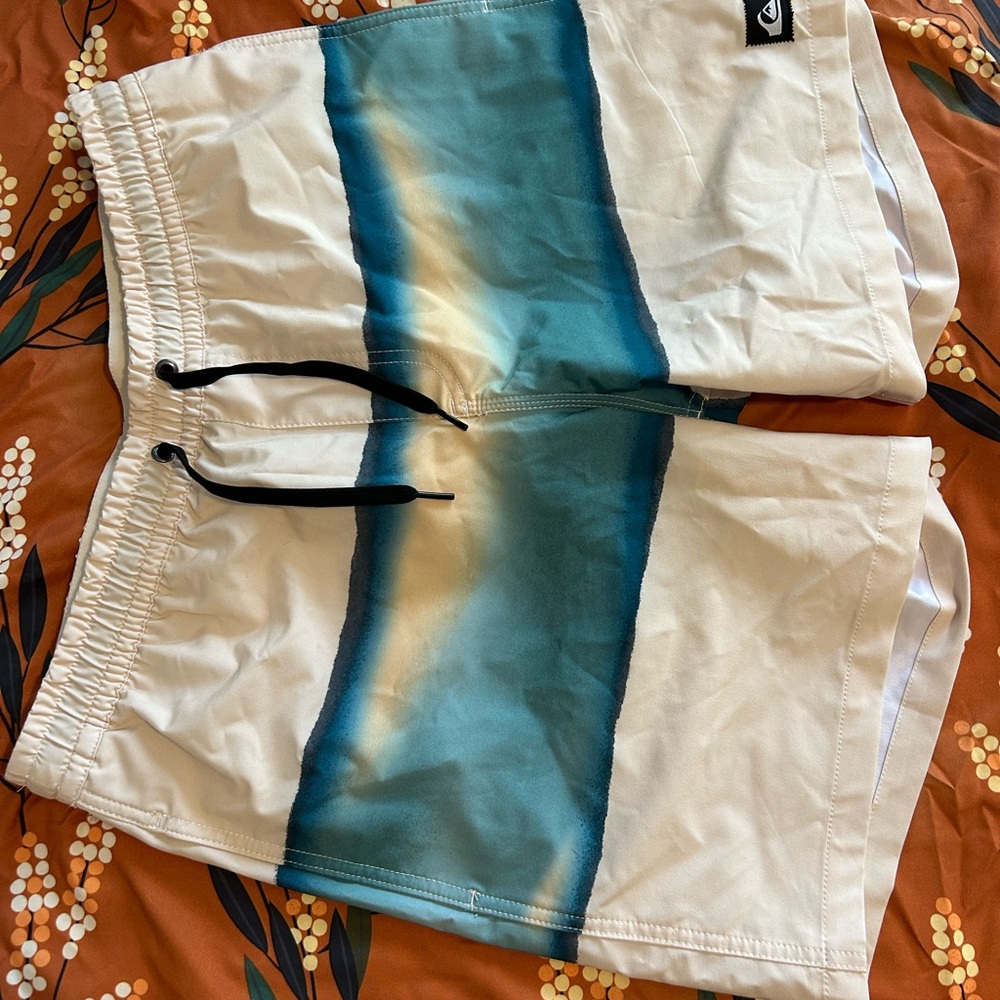 Quiksilver Men's White and Blue Shorts